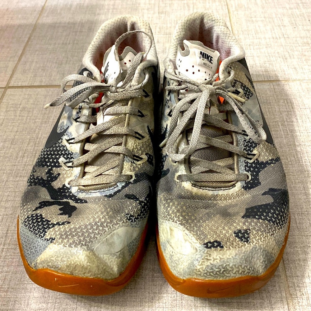 Nike Metacon men’s workout training sneakers